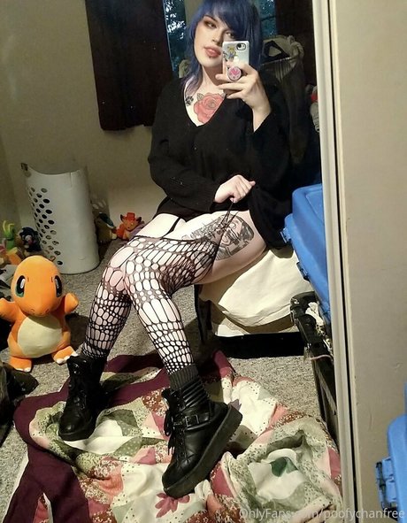 poofychanfree onlyfans leaked nude