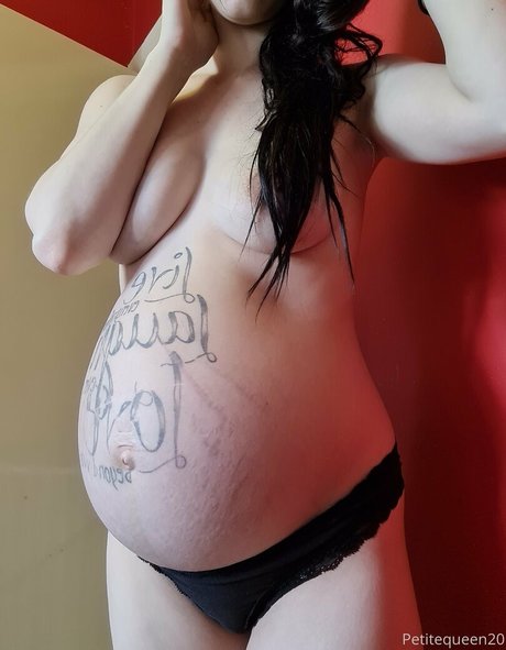 petitequeen200 onlyfans leaked porn