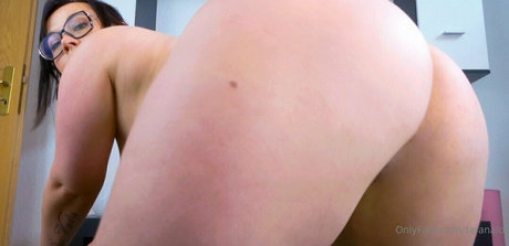 taranalo onlyfans naked leak