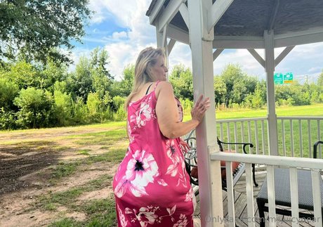 msjuicypear naked leaked onlyfans