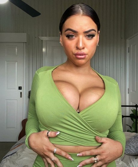 Elouise naked onlyfans