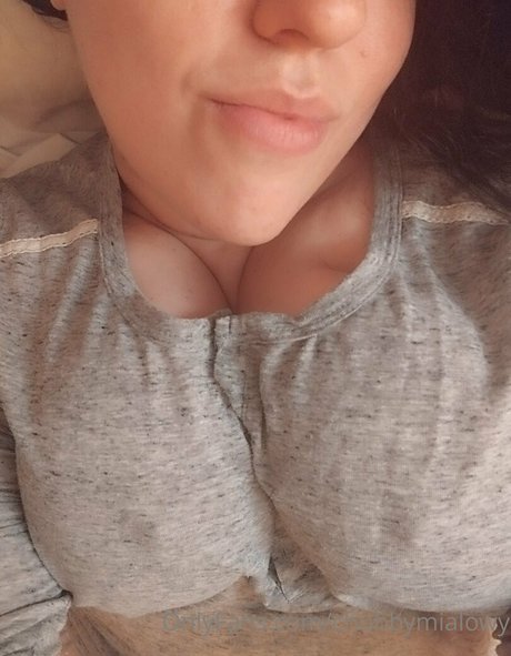 chubbymialowy onlyfans strip tease