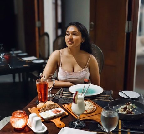 Nimesha Jayarathne xxx only fans