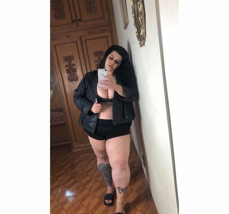 Jessica Soares strip onlyfans