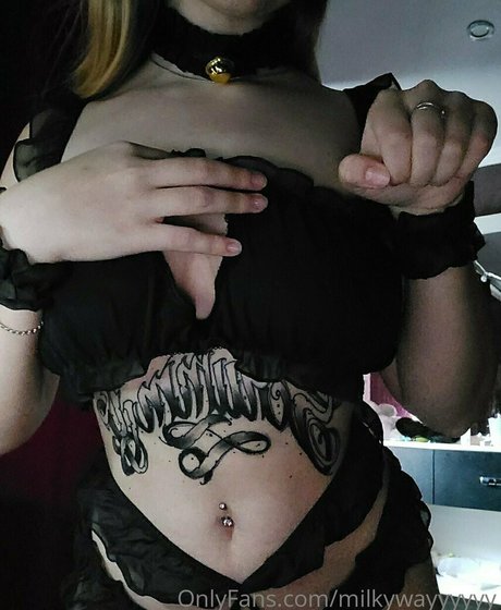 flora belll onlyfans tits