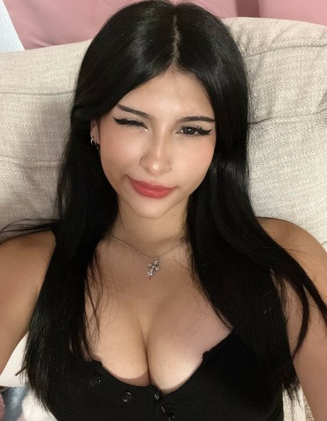 jujulovexoxo leaked onlyfans.