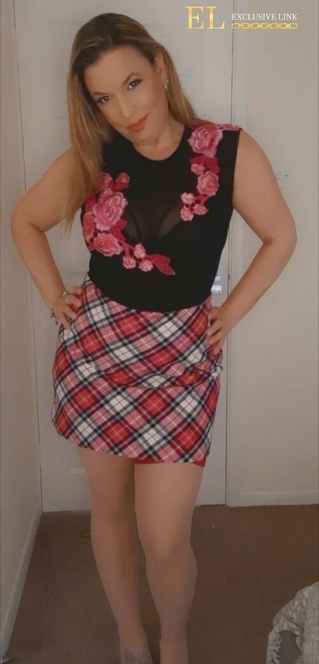 milf model onlyfans beautiful nude glimpse