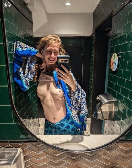 AliceAdventures onlyfans naked leaked