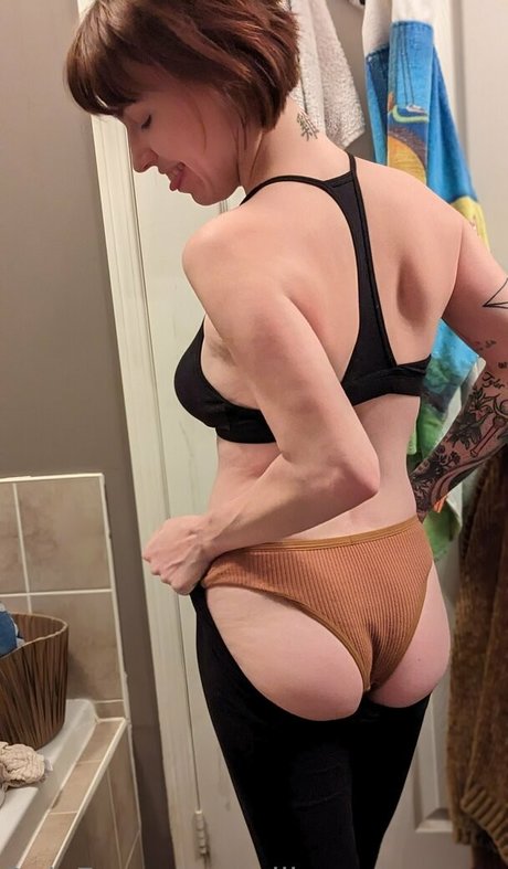 milky mama way onlyfans leaks porn