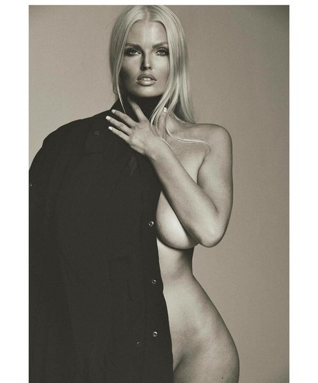 Zienna Sonne Williams naked onlyfans leak