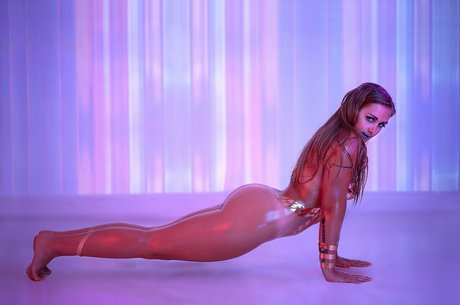 pennymaex onlyfans strip