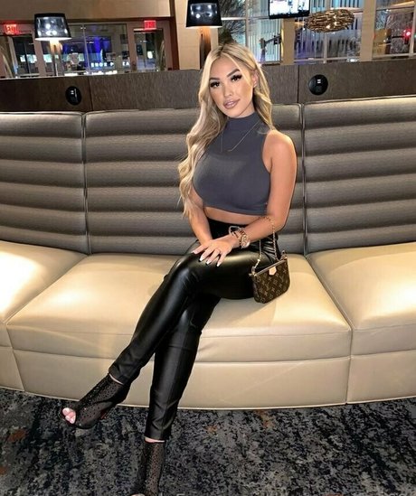 lilmissredfox69 leaked onlyfans sex tape