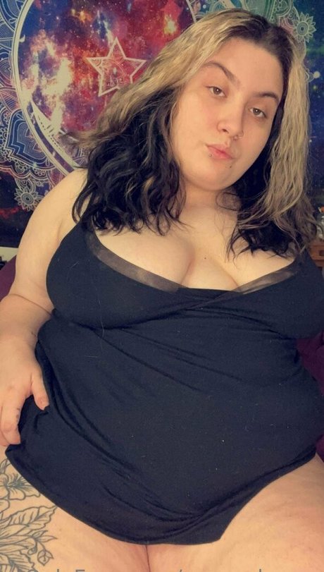 omgggkayyy nudes only fans