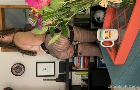 nude teacher onlyfans pretty frame