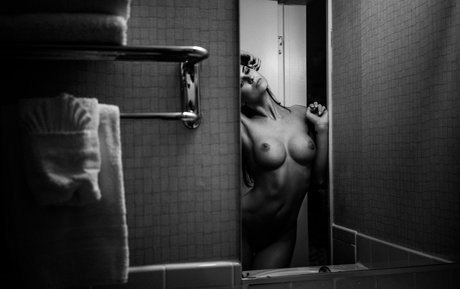 Kesler Tran onlyfans strip tease