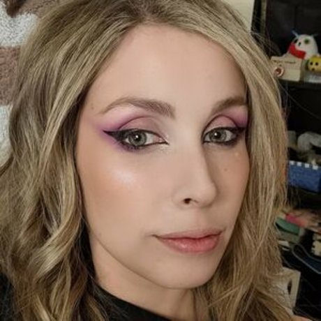 Chio Uyuni onlyfans leakes