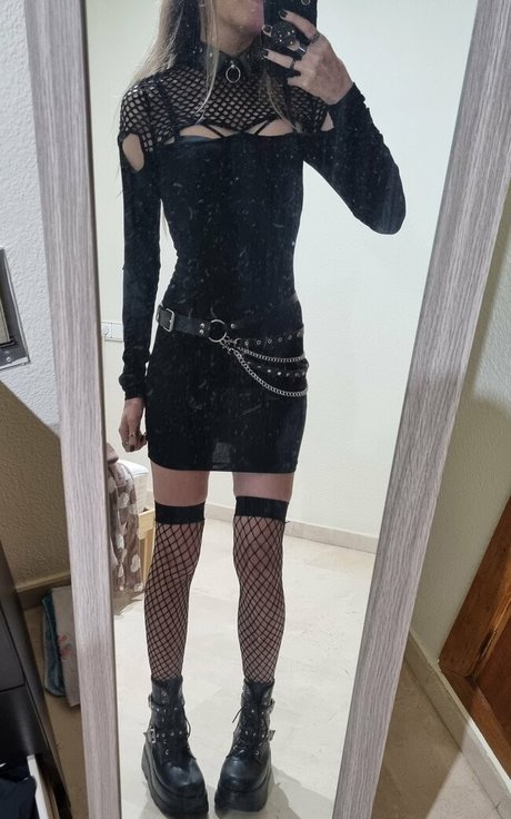 Chio Uyuni onlyfans nudes