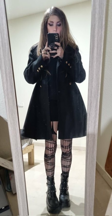 Chio Uyuni sex onlyfans