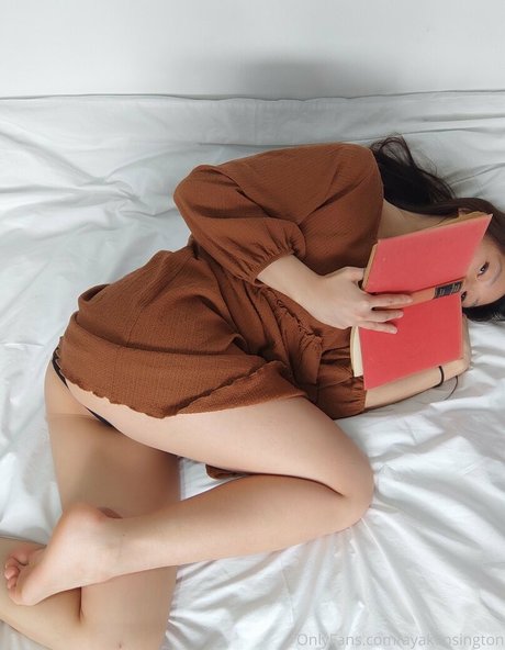 ayakensington nudes onlyfans