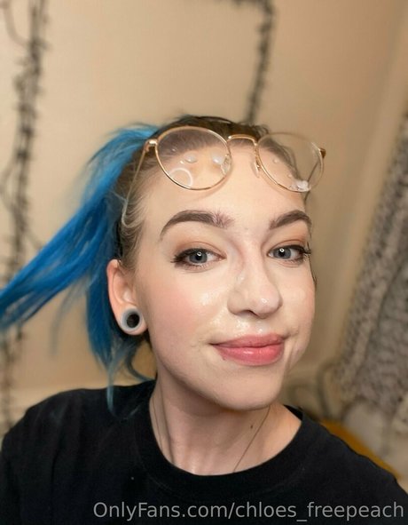 chloes freepeach onlyfans naked pics