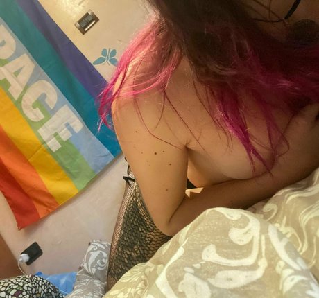 naamah of onlyfans pics