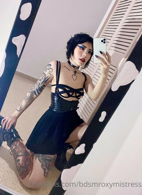 bdsmroxymistress ass onlyfans