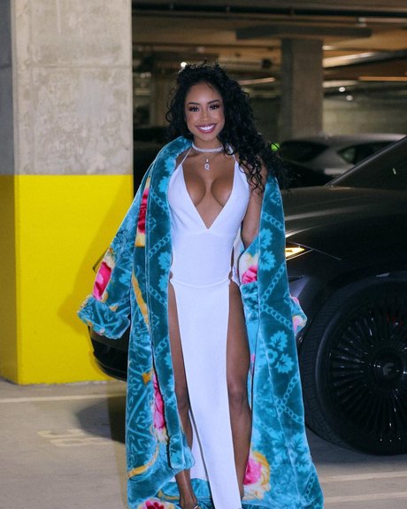 nerd onlyfans sexy naked behind-the-scenes