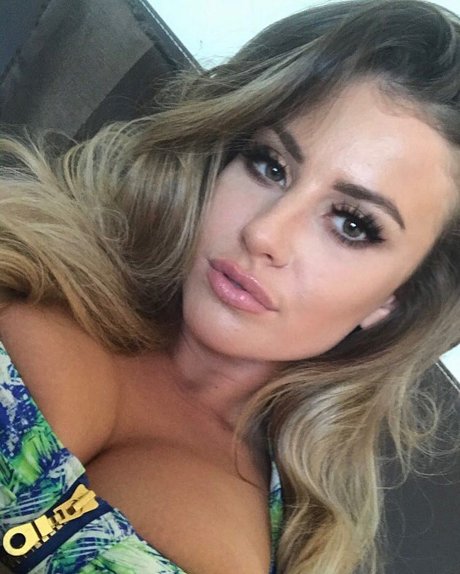 Chloe Ayling onlyfans lesk