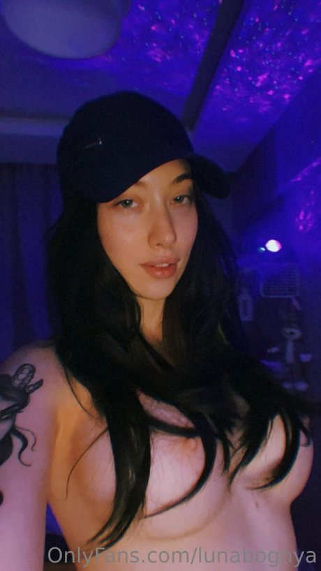 Luna Bognya onlyfans leaked pics