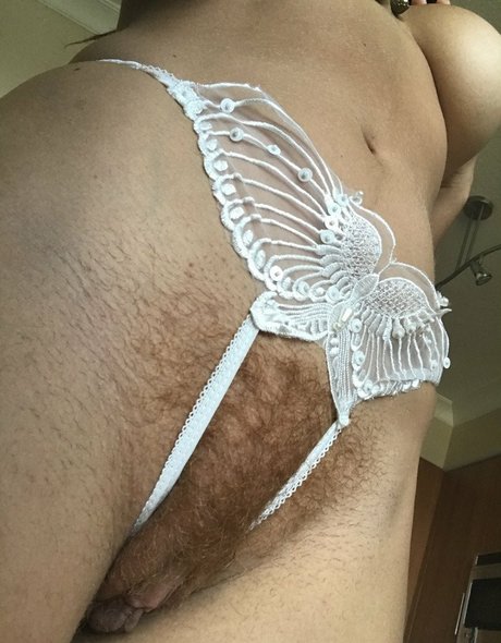 Naomij nude on onlyfans