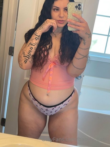 Nina Bugattii leaked onlyfans pictures