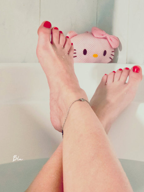 Blue Domino73 topless onlyfans