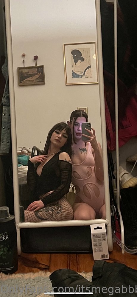 itsmegabbby onlyfans leaked pictures