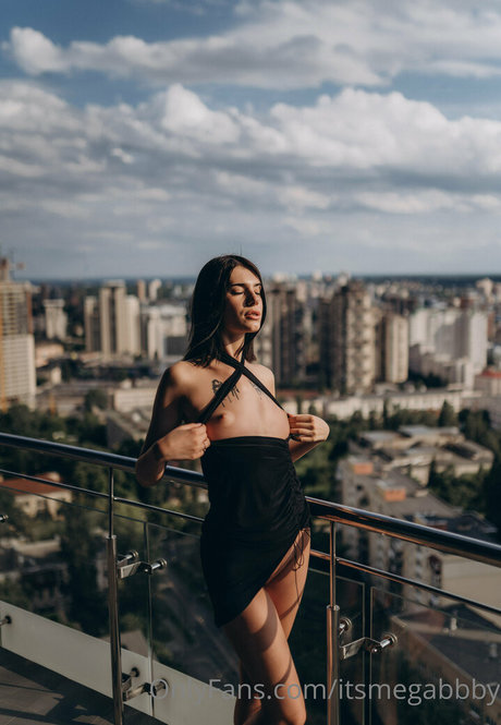 itsmegabbby onlyfans naked