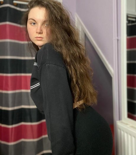 bustybritishbrunette onlyfans naked pics