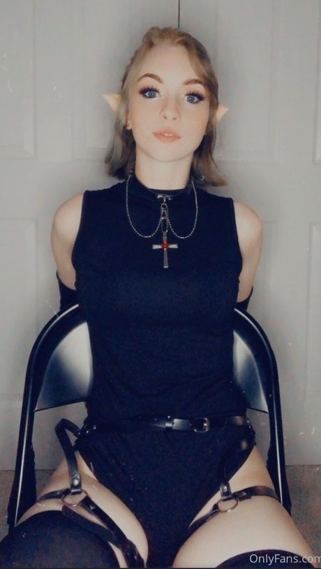 Glitchbolt onlyfans leaks.