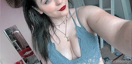 alisonlyn onlyfans hot