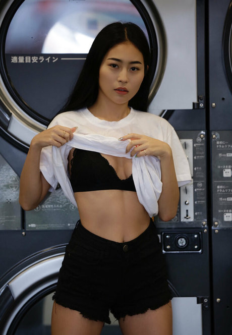 Rina Toeda onlyfans hot