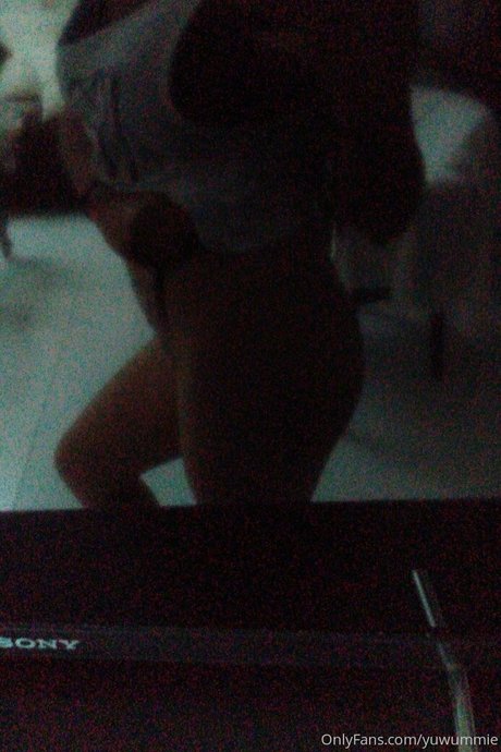 Yuwummie xxx only fans