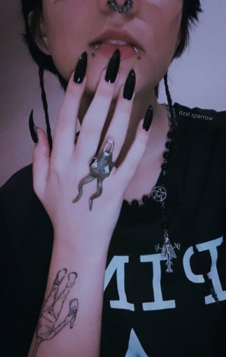 Itzel2002 onlyfans fuck