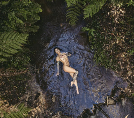 Her Honey Bones onlyfans gratis