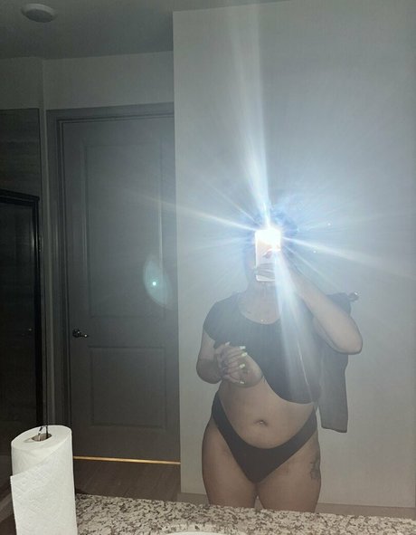 vixxenxoxo onlyfans leak nude