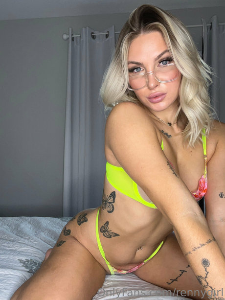 PARIS REN onlyfans free content