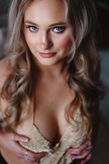 Jamie Claire Tully onlyfans naked