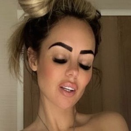 Tori Lee onlyfans model images