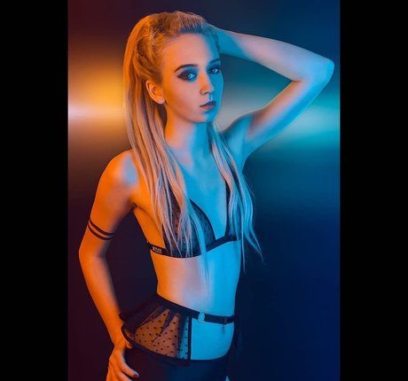 WhiteFox onlyfans picture