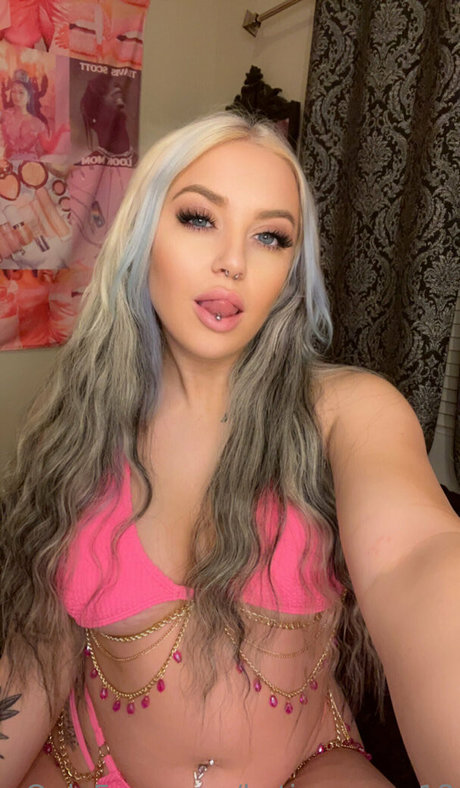 Innocent princess onlyfans naked