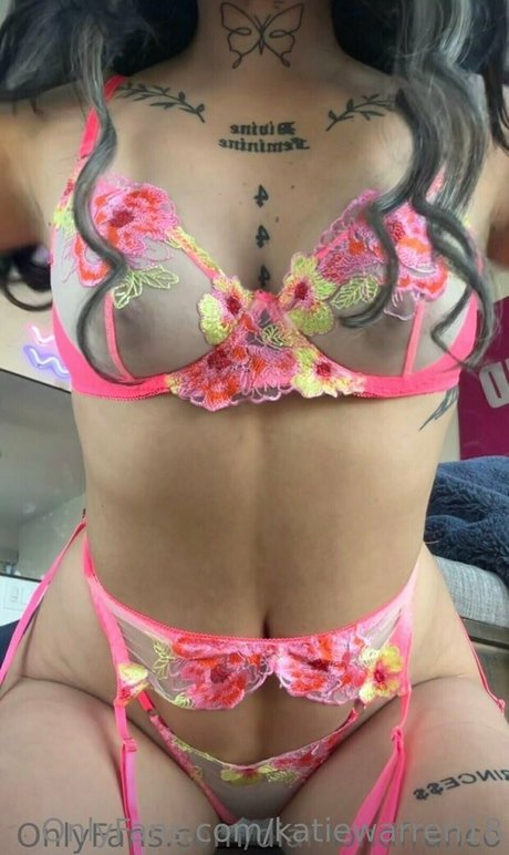 Innocent princess is on onlyfans