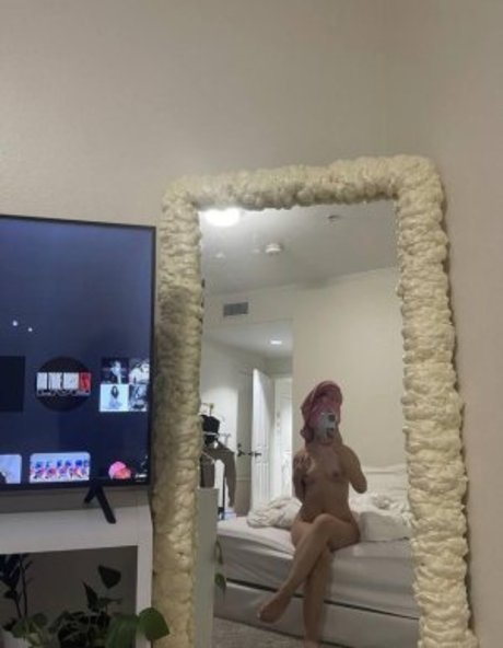 Paula Blondie Profile pic