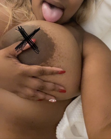 billiondollarboobs only fans